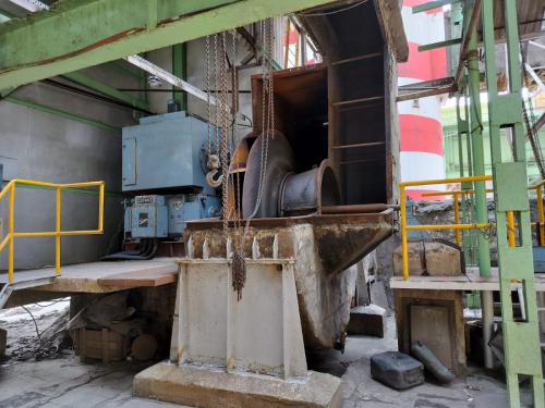 Powerful axial fan for underground mining and tunnel airflow